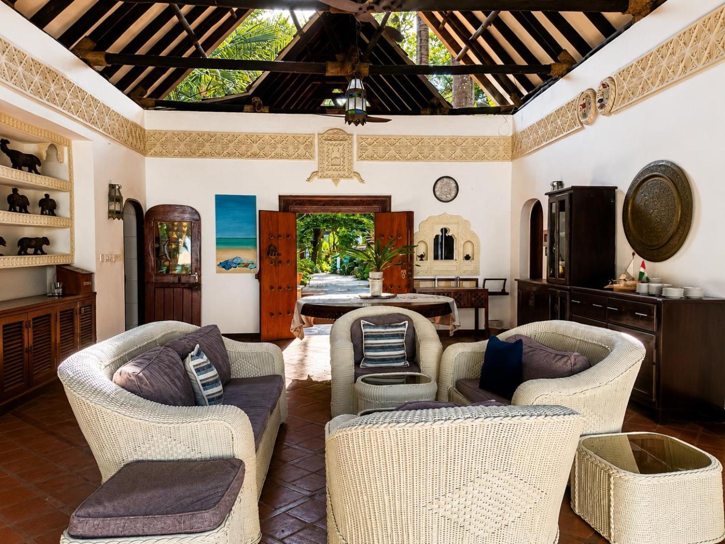 Family Room Garden View